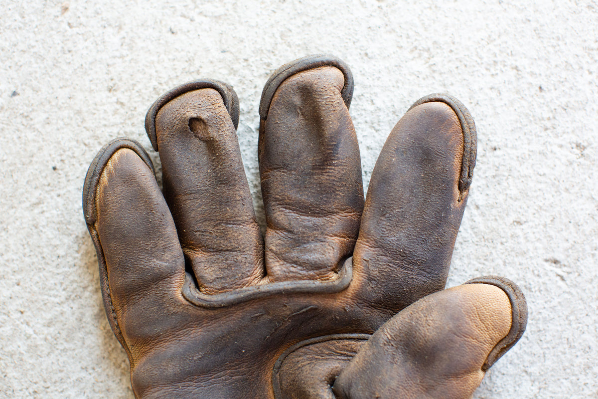 Repairs Vermont Glove